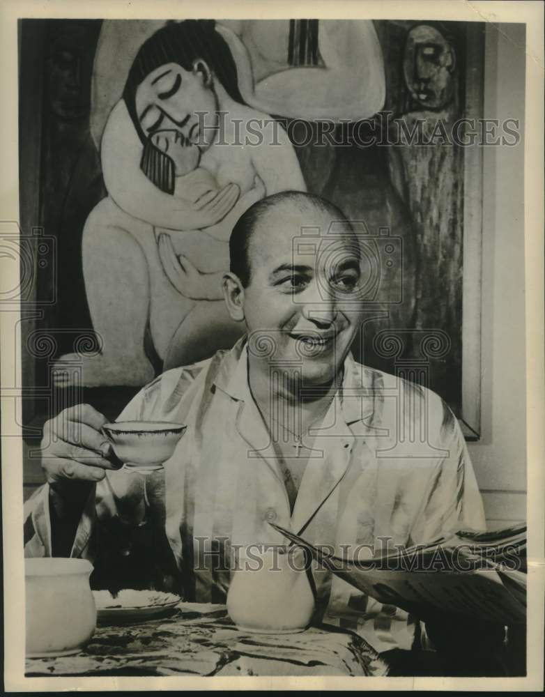 1961 Press Photo Actor Telly Savalas Gets Role in &quot;Acapulco&quot; - Historic Images