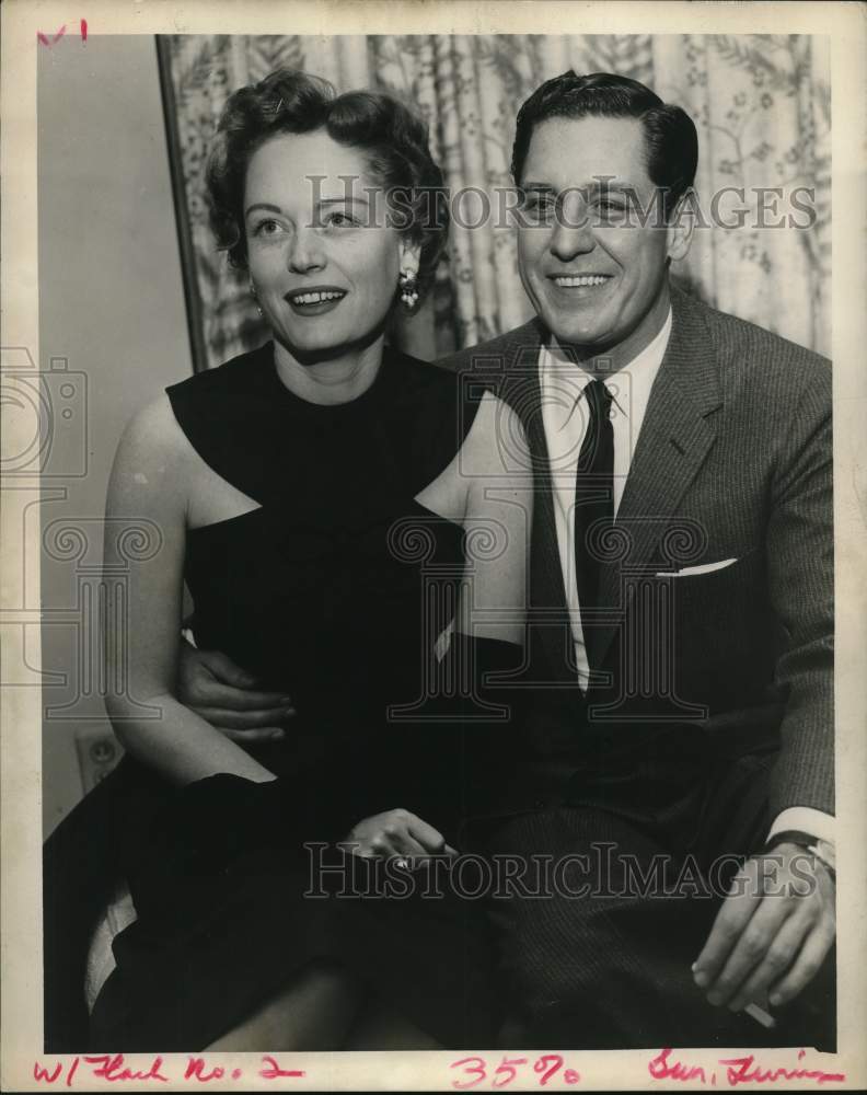 Press Photo Craig Stevens and Alexis Smith attending a benefit - nox52666 - Historic Images