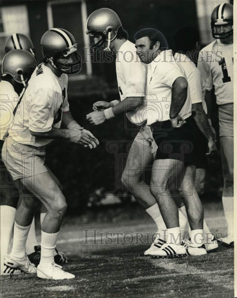 1976 Press Photo Saints&#39; head coach Hank Stram conducted his first mini-camp.- Historic Images