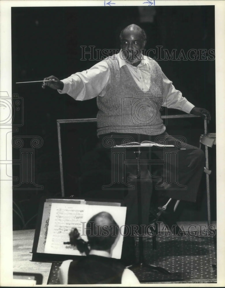 1984 Press Photo James Depriest, Arlene Schnitzer Consert Hall - ora17205 - Historic Images