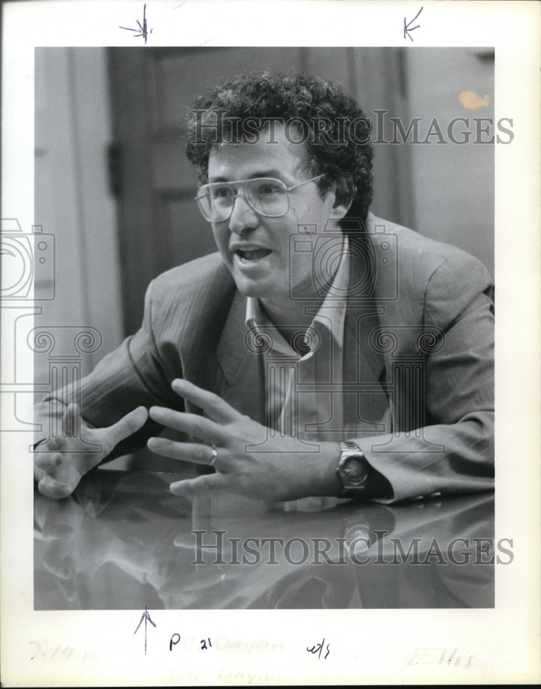 1989 Press Photo Eli Dayan, mayor of Ashlkelon, Israel - Historic Images