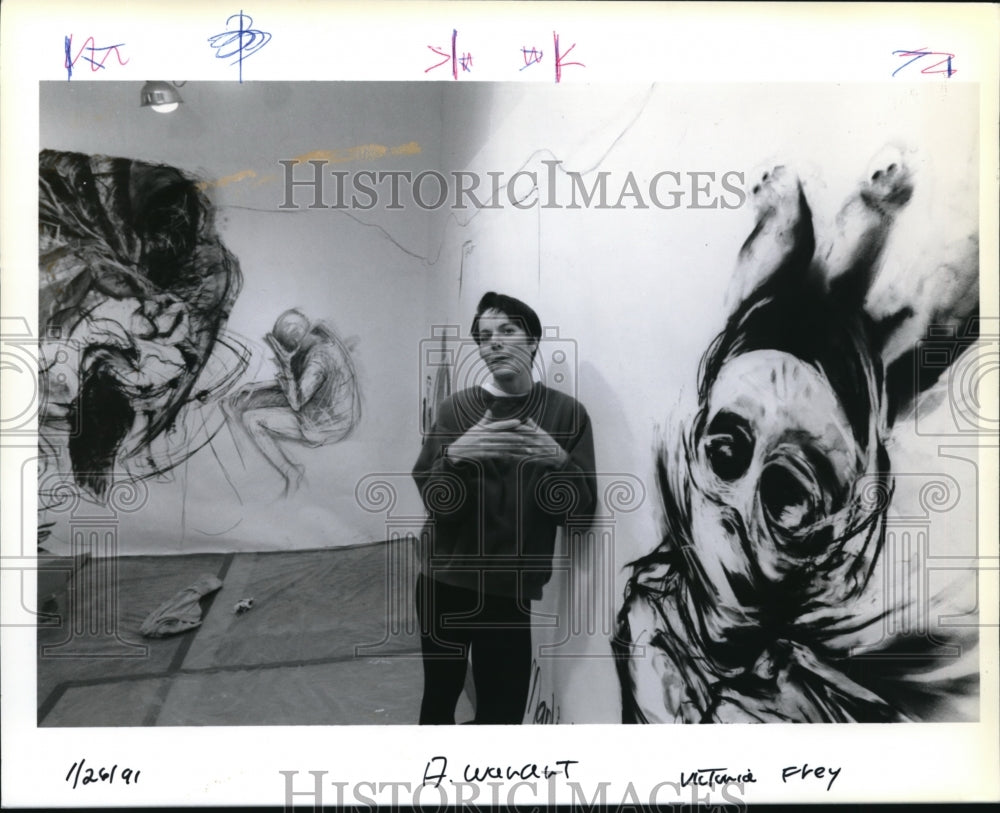 1991 Press Photo Quatersaw Gallery owner Victoria Frey anti-war Images - Historic Images