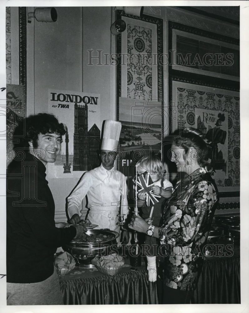 1972 Press Photo The Richard Fentons, Chef Lauzon - ora28444 - Historic Images