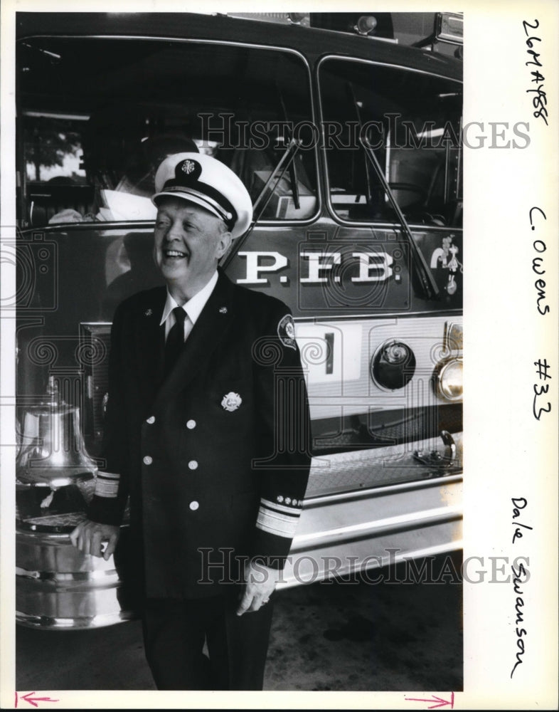 1988 Press Photo Ken Owens Portland Fire Chief - ora68362 - Historic Images