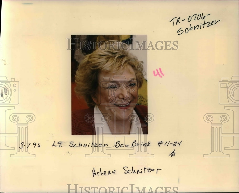 1996 Press Photo Arlene Schitizer - ora78733 - Historic Images