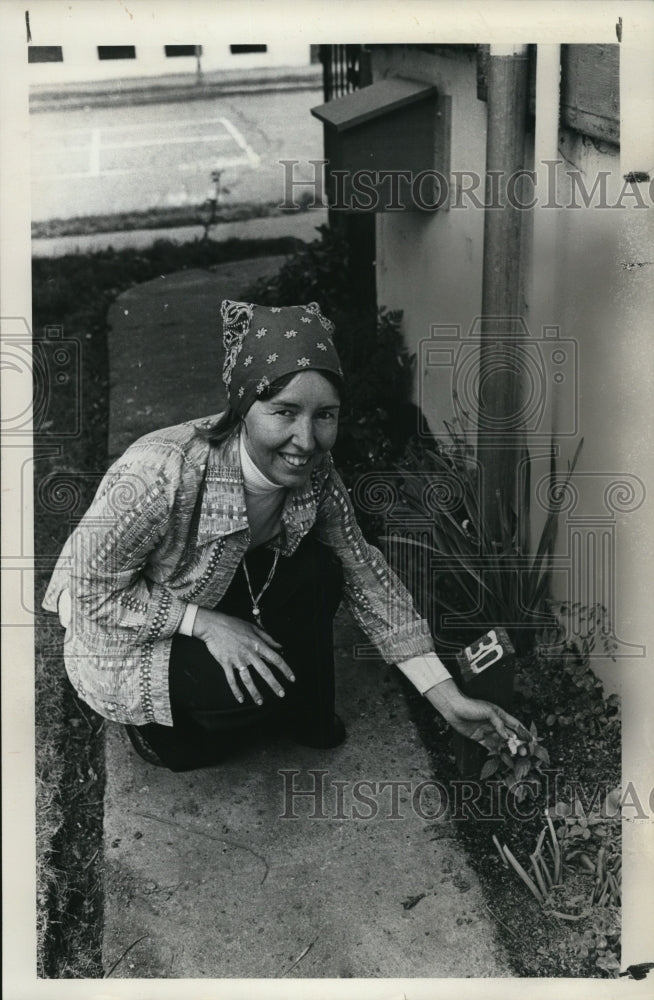 1977 Press Photo Sister Marilyn Nunemaker - ora79842 - Historic Images