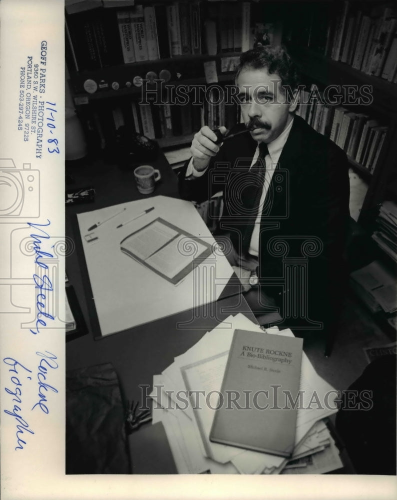 1984 Press Photo Mike Steele Biographer - ora88515 - Historic Images