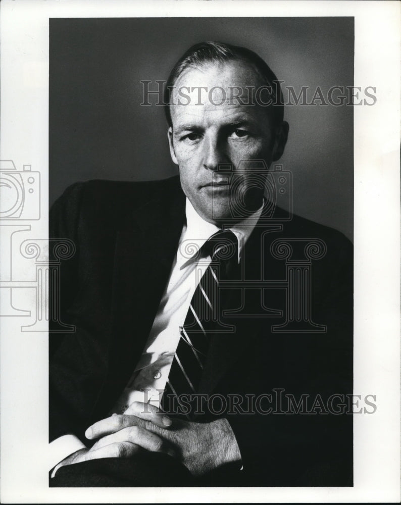 1977 Press Photo Richard H Ward was elected as Executive Vice President and COO- Historic Images