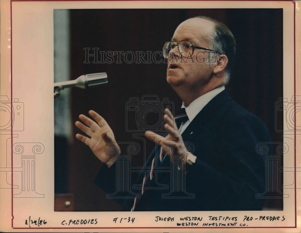 1986 Press Photo Joseph Weston Testifies In Trial - ora98847- Historic Images