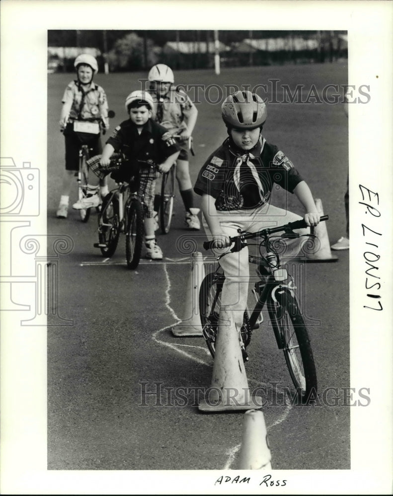 1994 Press Photo Bicycling -Adam Ross - orb00638 - Historic Images