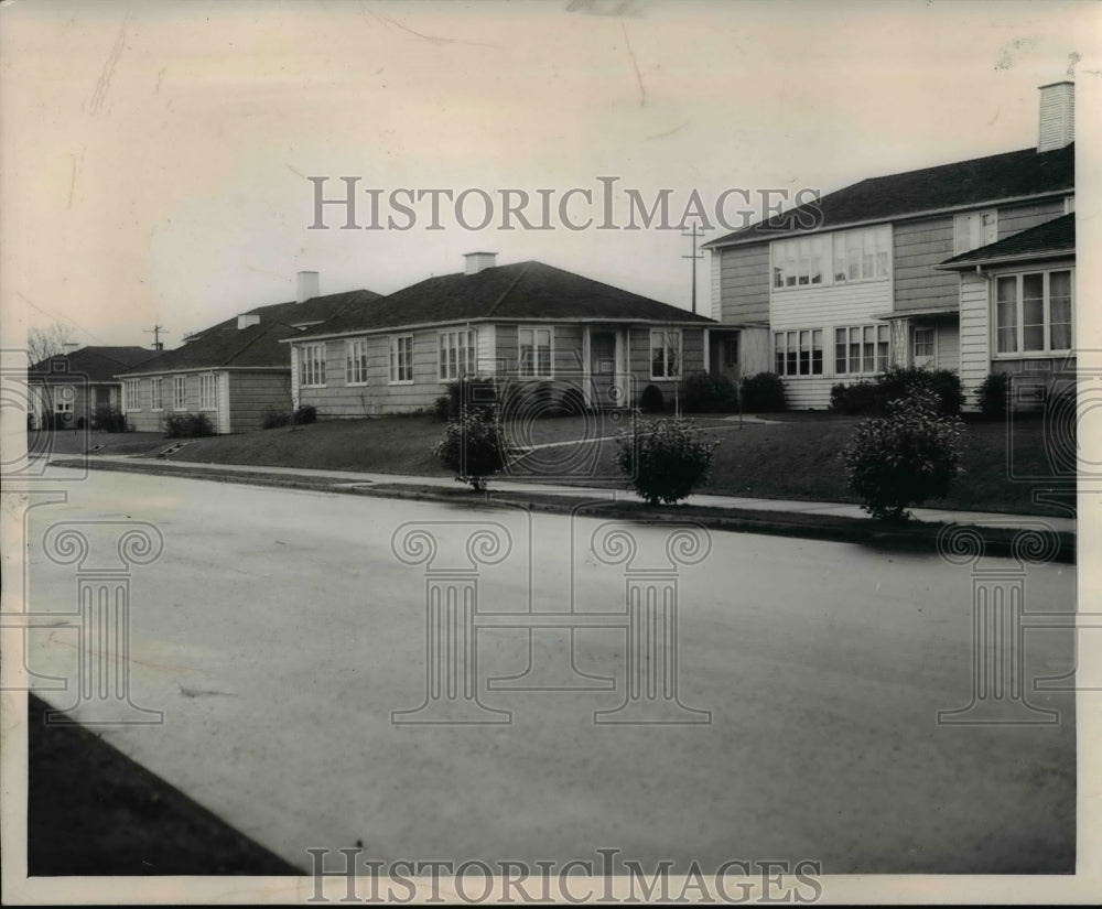 1947 Press Photo Home-Crest apartments, the new types of rental housing in 1947-Historic Images
