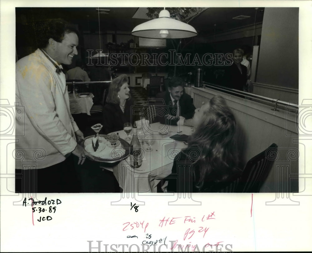 1989 Press Photo Restaurant - Remo's - orb39408- Historic Images