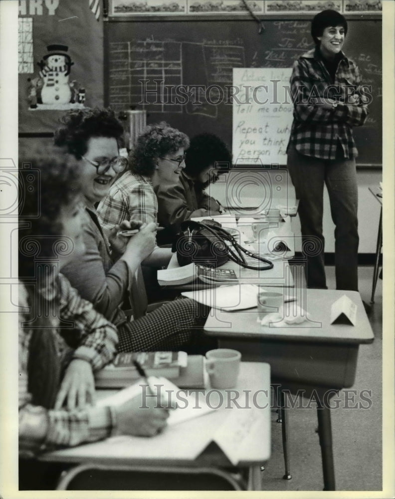 1981 Press Photo Parents meeting - orb44233- Historic Images