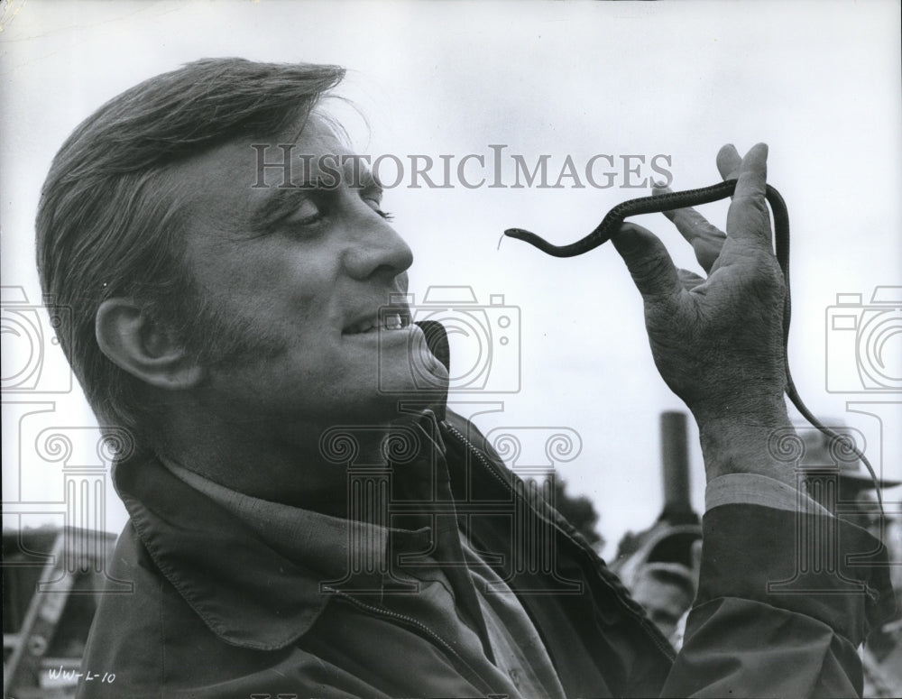 Press Photo Kirk Douglas in a playful mood. - orp03126 - Historic Images