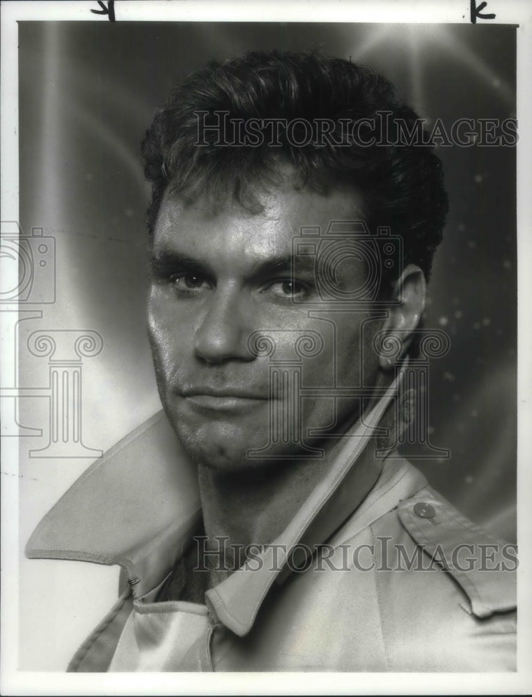 Press Photo Hard Times On Planet Earth with Martin Kove- Historic Images