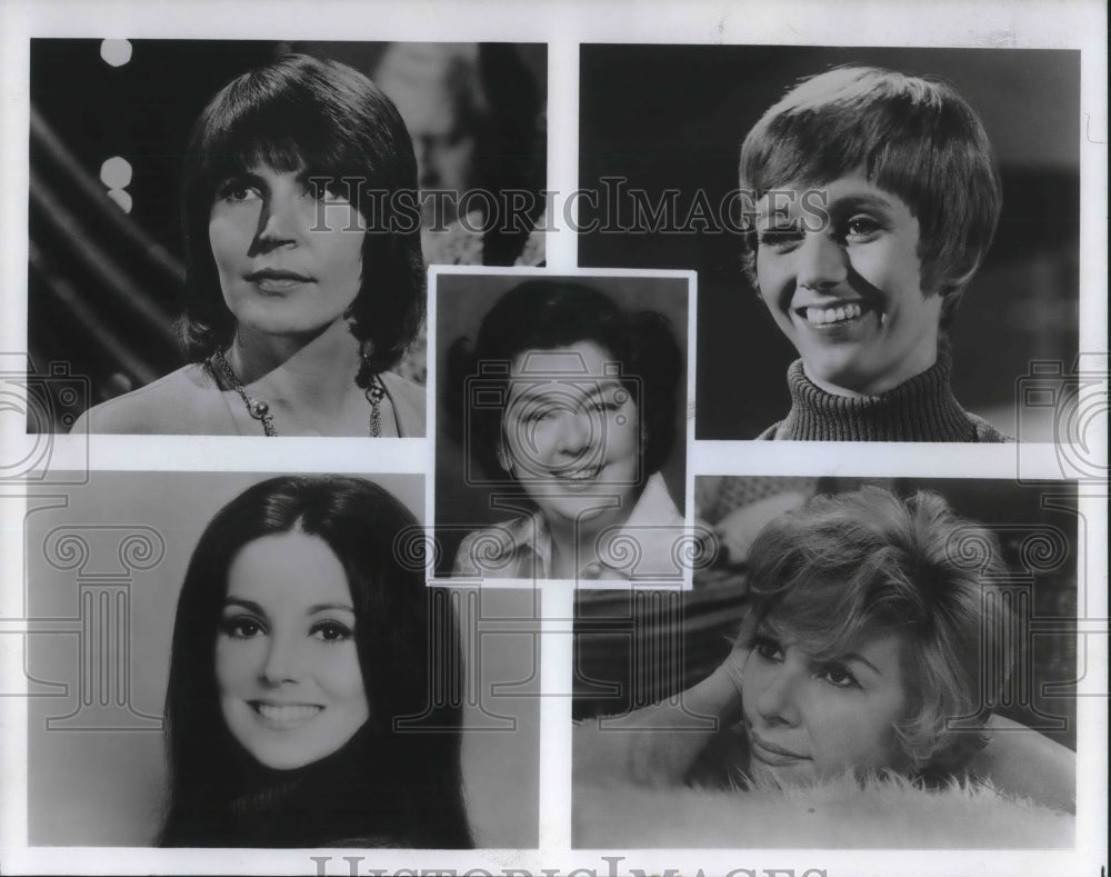 1973 Press Photo Sandy Duncan &amp; 1st Five Women Astronauts - orp13289 - Historic Images