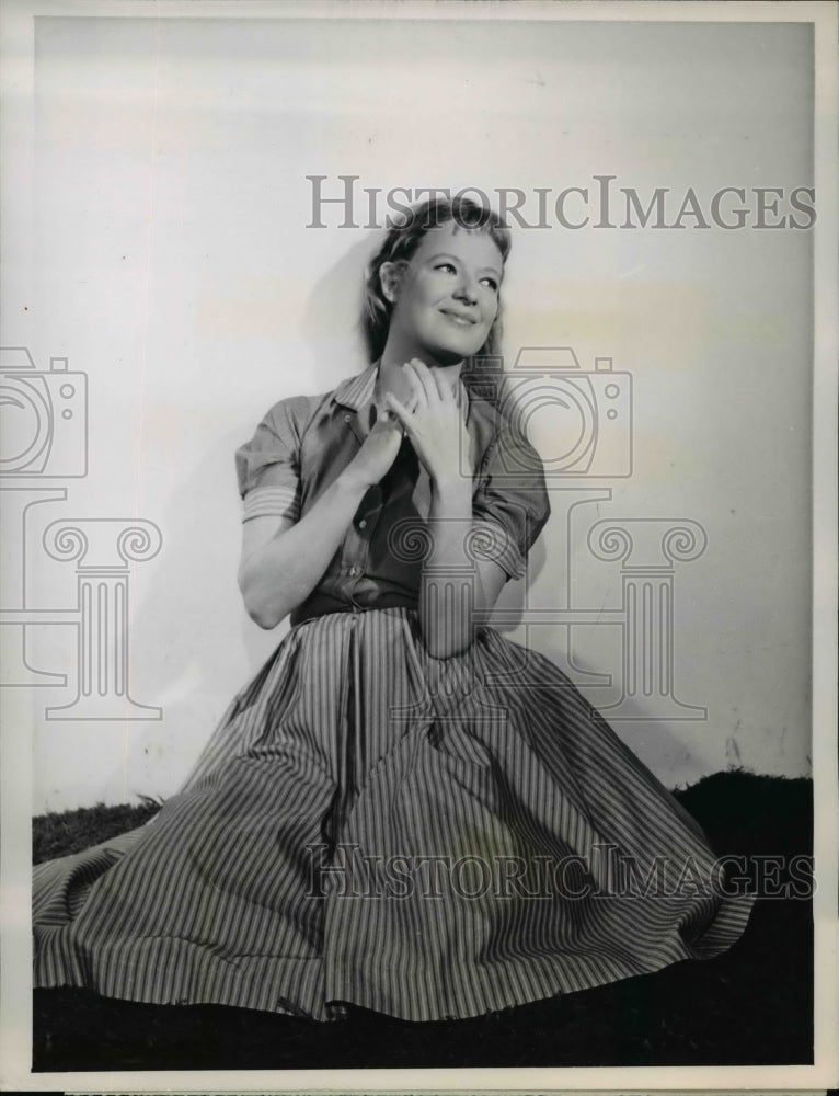 Press Photo Kim Stanley Playwrights 56- Historic Images