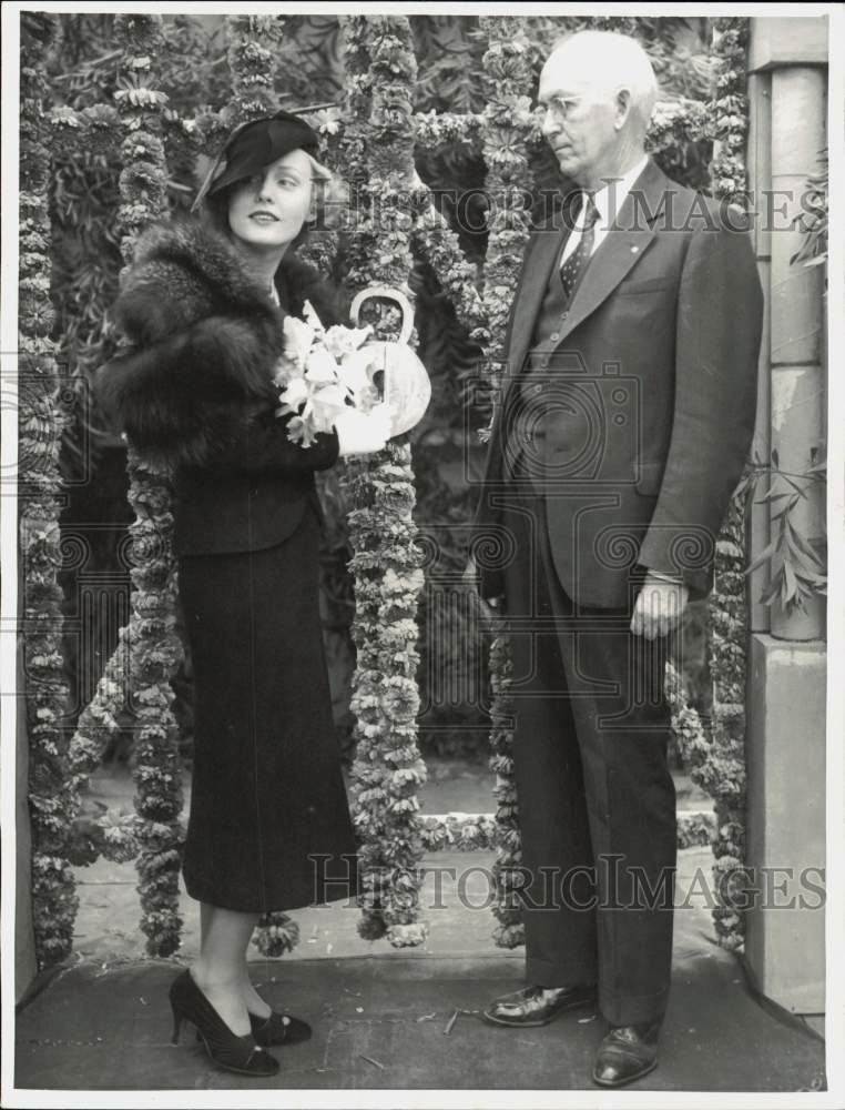 1935 Press Photo E.O. Nay &amp; Madge Evans at Busch Gardens reopening event in CA- Historic Images