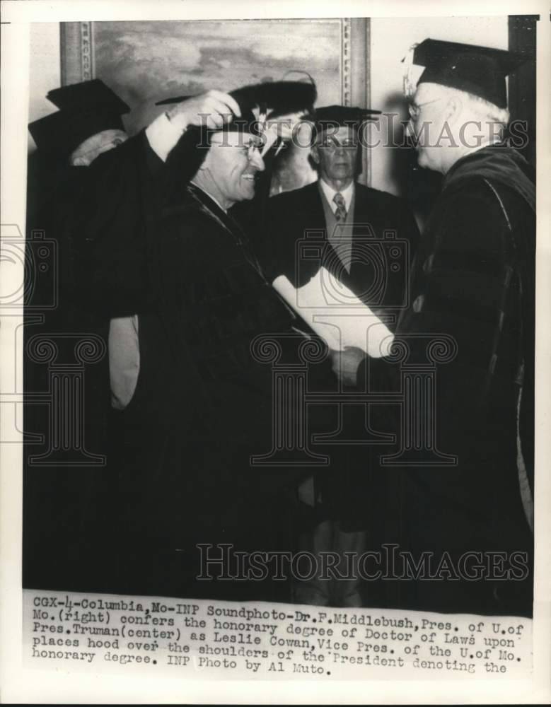 1950 Press Photo University of Missouri grants honorary degree to Harry Truman- Historic Images