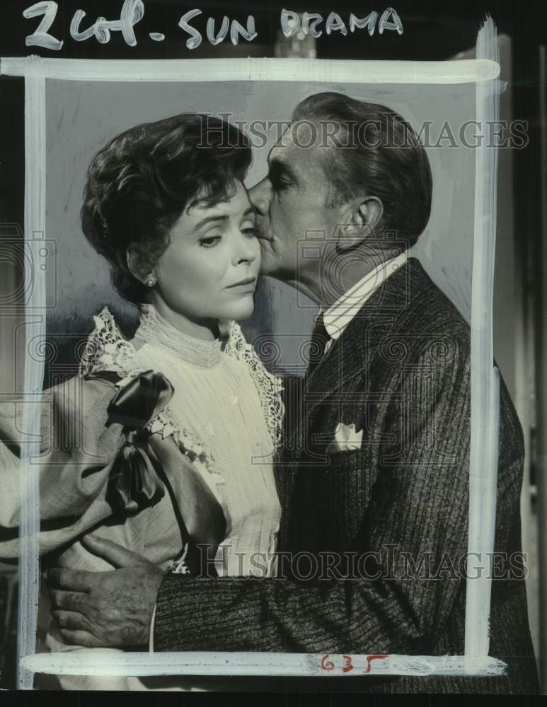 1959 Dorothy McGuire as wife in "The Remarkable Mr. Pennypacker"-Historic Images