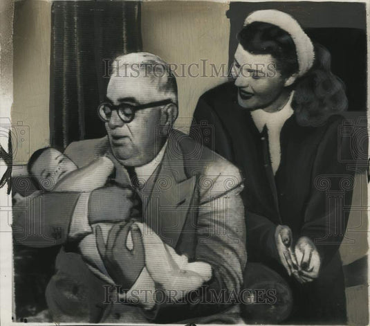 1950 Actress Rita Hayworth, Aga Khan & granddaughter Princess Yasmin-Historic Images