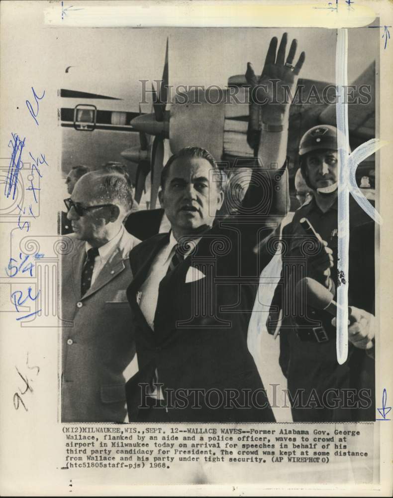 1968 Presidential candidate George Wallace, aide, police officer, WI-Historic Images