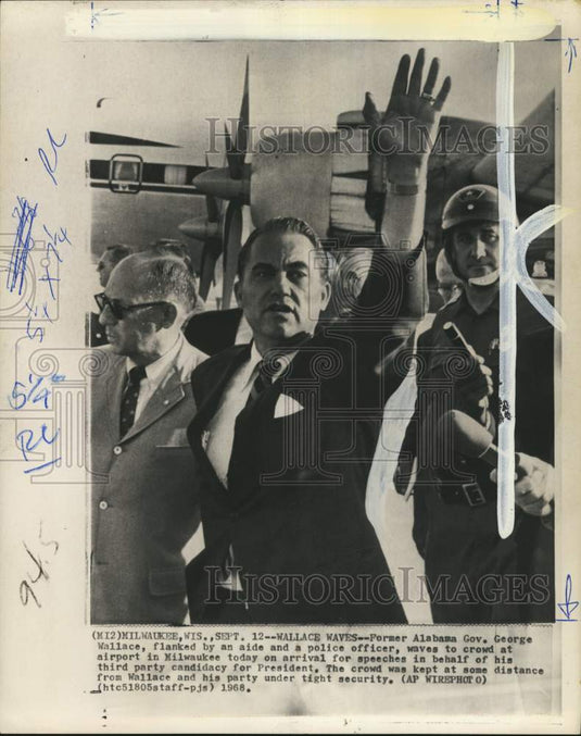 1968 Presidential candidate George Wallace, aide, police officer, WI-Historic Images