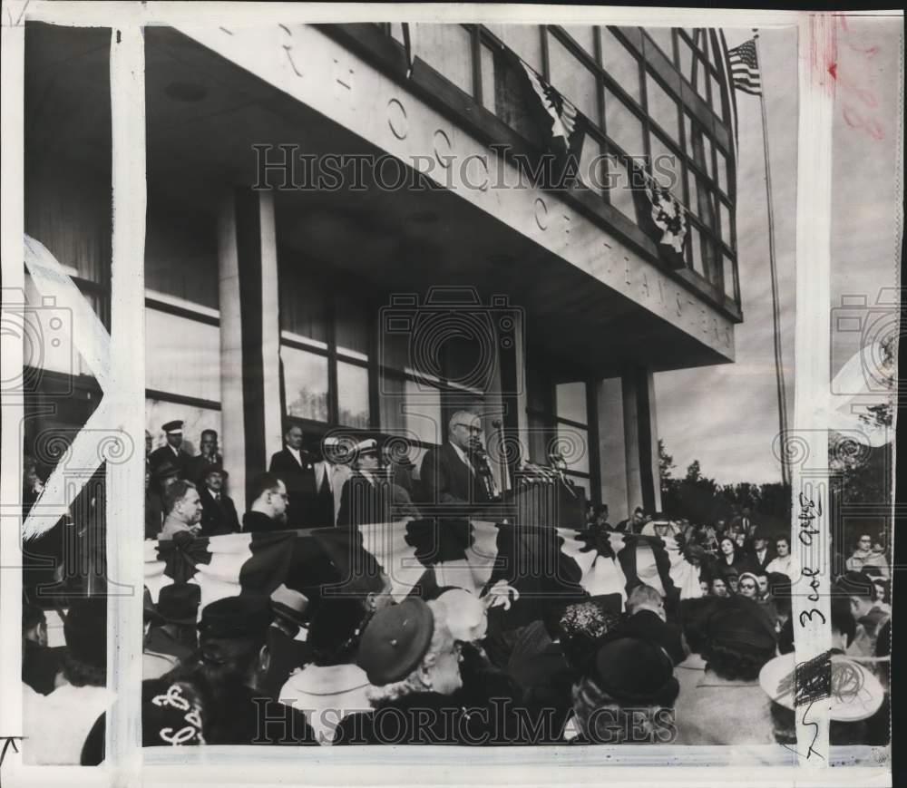 1955 George Meany speaks towards the crowd, Washington, D.C-Historic Images