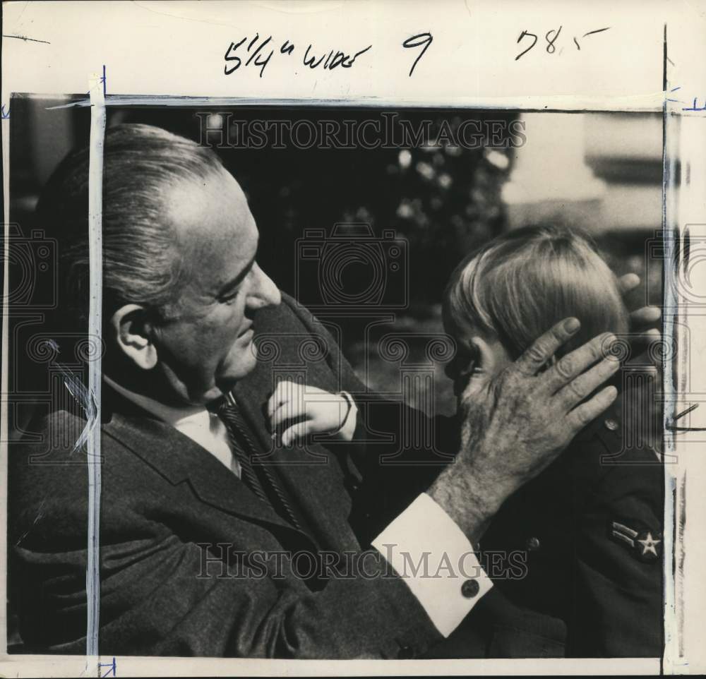 1968 Press Photo President Lyndon Johnson with grandson, Patrick Lyndon Nugent - Historic Images