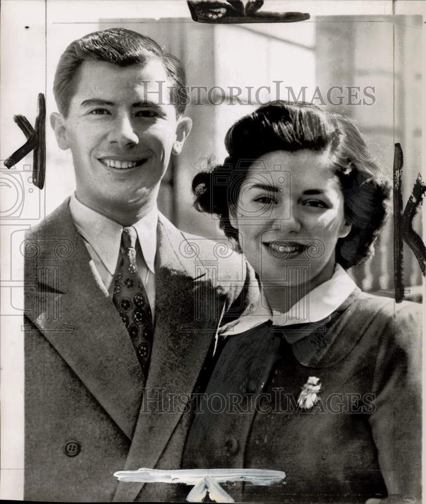 1950 Press Photo Barbara Bebe Lyon &amp; Fiance George Franklin Getty II - pio40769- Historic Images