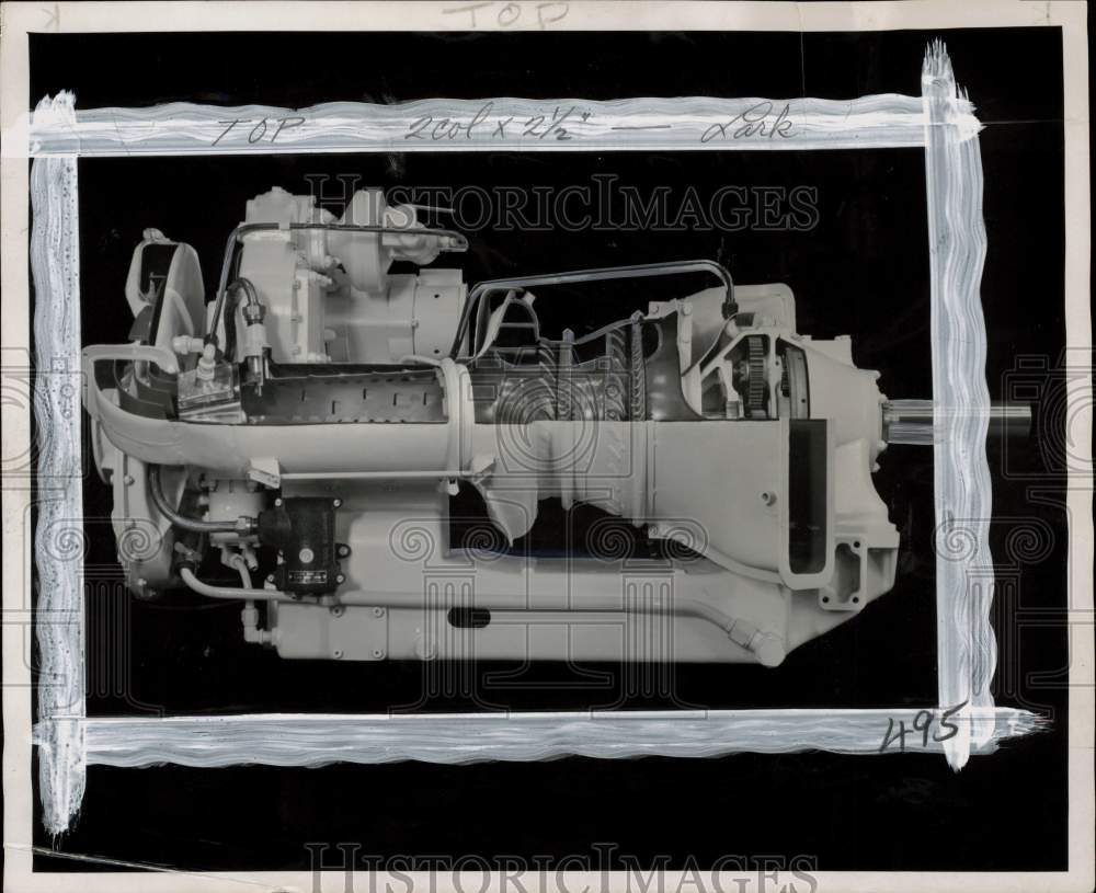 1953 Press Photo Cutaway view of Boeing gas engine at Seattle Automobile Show - Historic Images
