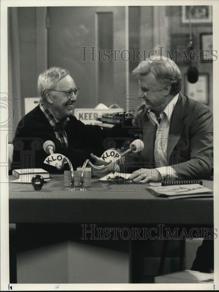 1989 Press Photo Mason Adams, Jack Warden in &quot;Knight and Daye&quot; - pip07812- Historic Images