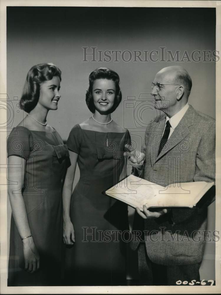 1960 Dr. Frank Baxter with Twins on "Bell System Science Series"-Historic Images