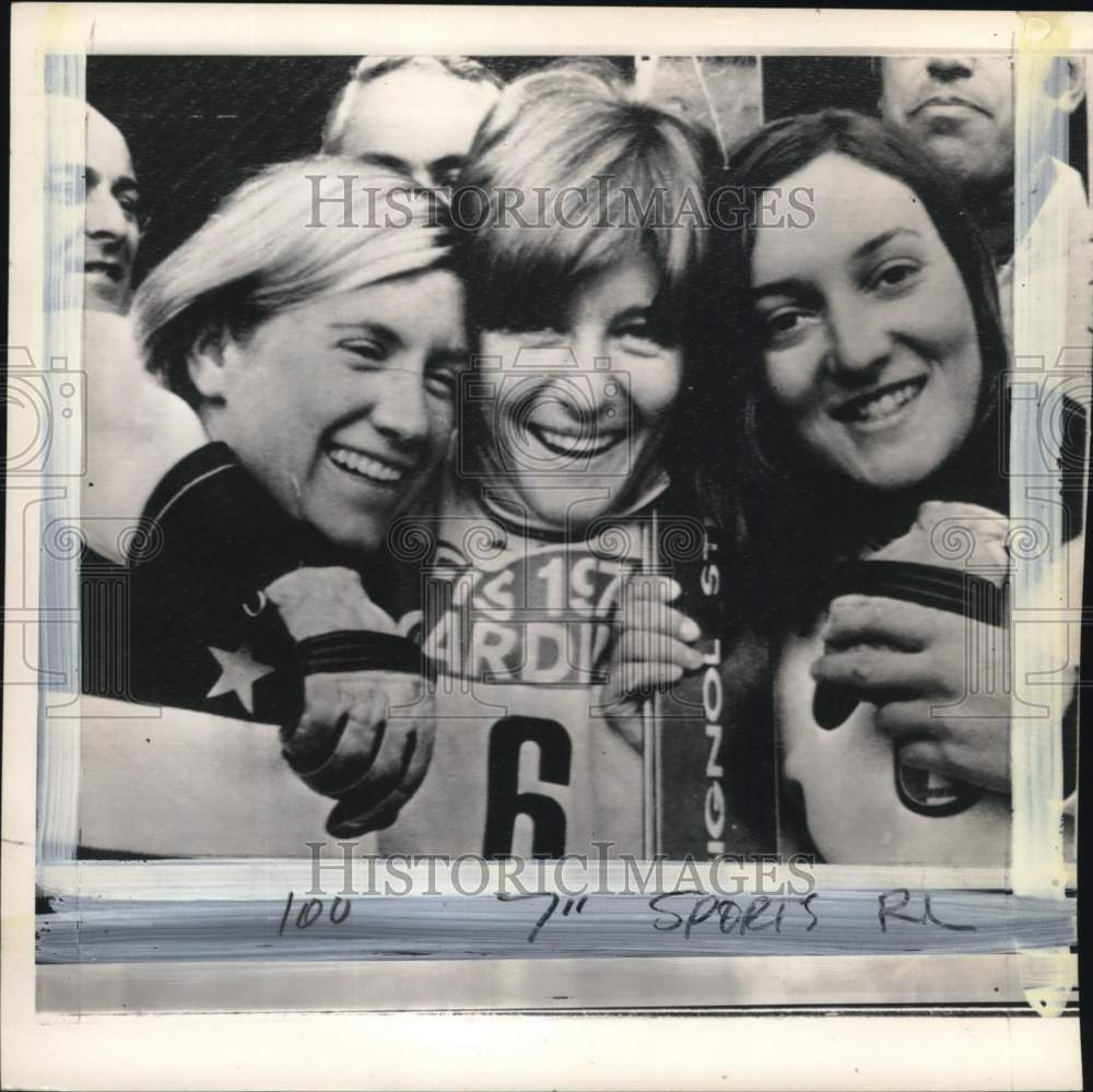 1970 Press Photo Skiers Barbara Cochran, Ingrid Lafforgue &amp; Michele Jacot, Italy - Historic Images