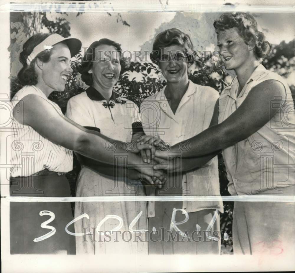 1953 Press Photo Golfing semi-finalists Polly Riley, Mary Lena Faulk with losers- Historic Images