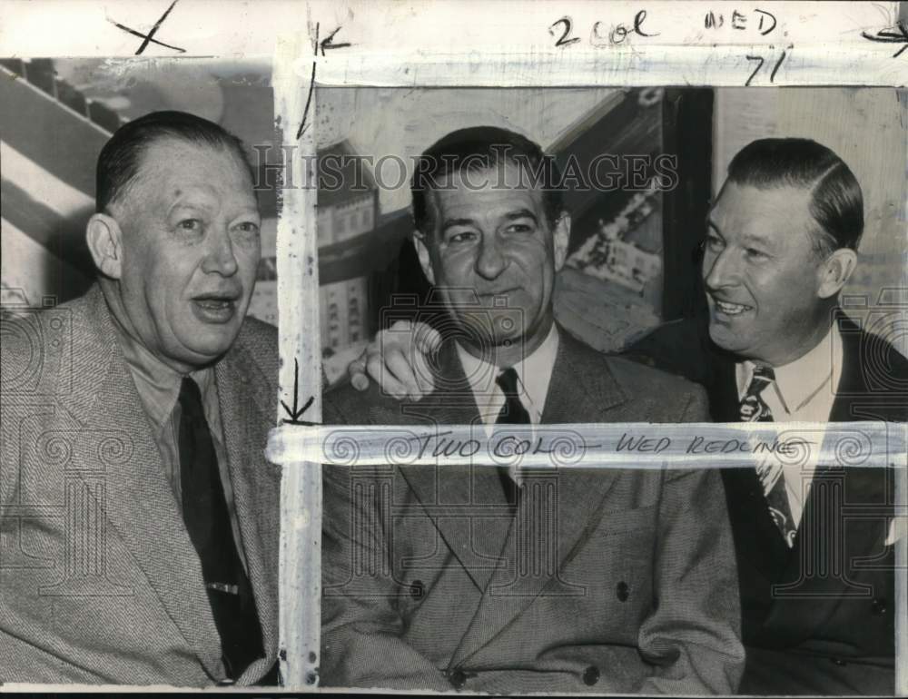 1946 Press Photo Yankee Baseball Manager Bucky Harris &amp; other officials - Historic Images