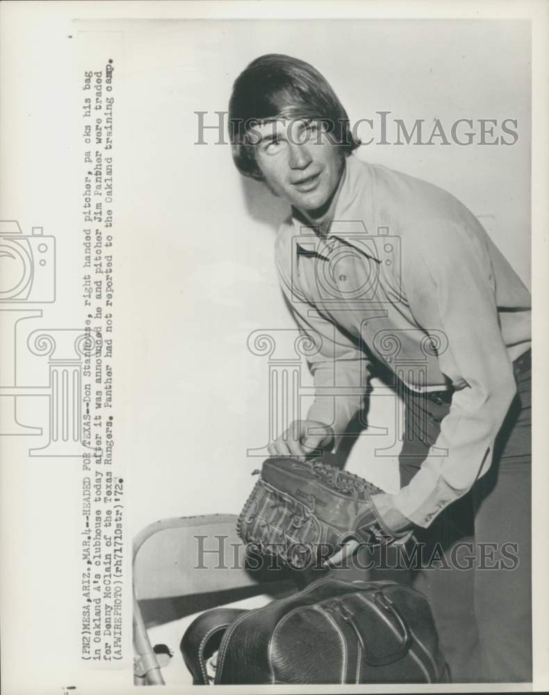 1972 Press Photo Don Stanhouse at Oakland A&#39;s Clubhouse After Trade Announcement- Historic Images