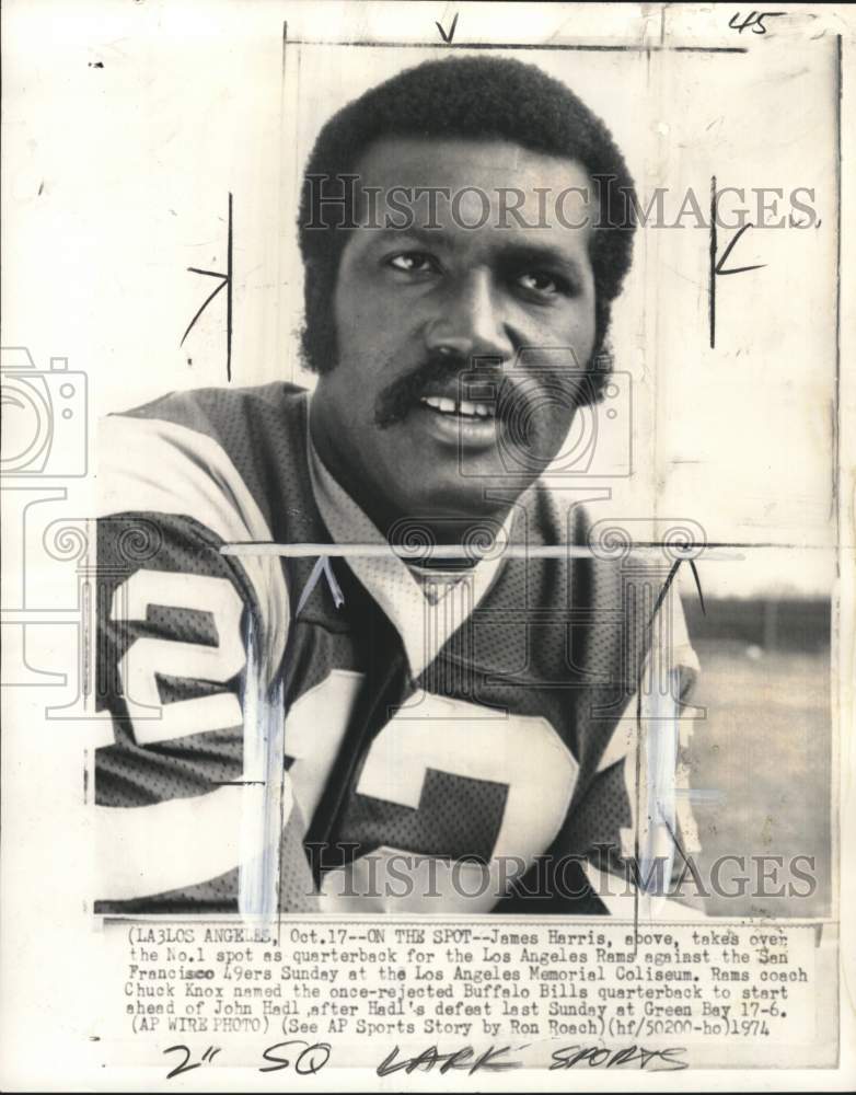 1974 Press Photo Los Angeles Rams Football Team&#39;s Quarterback James Harris - Historic Images