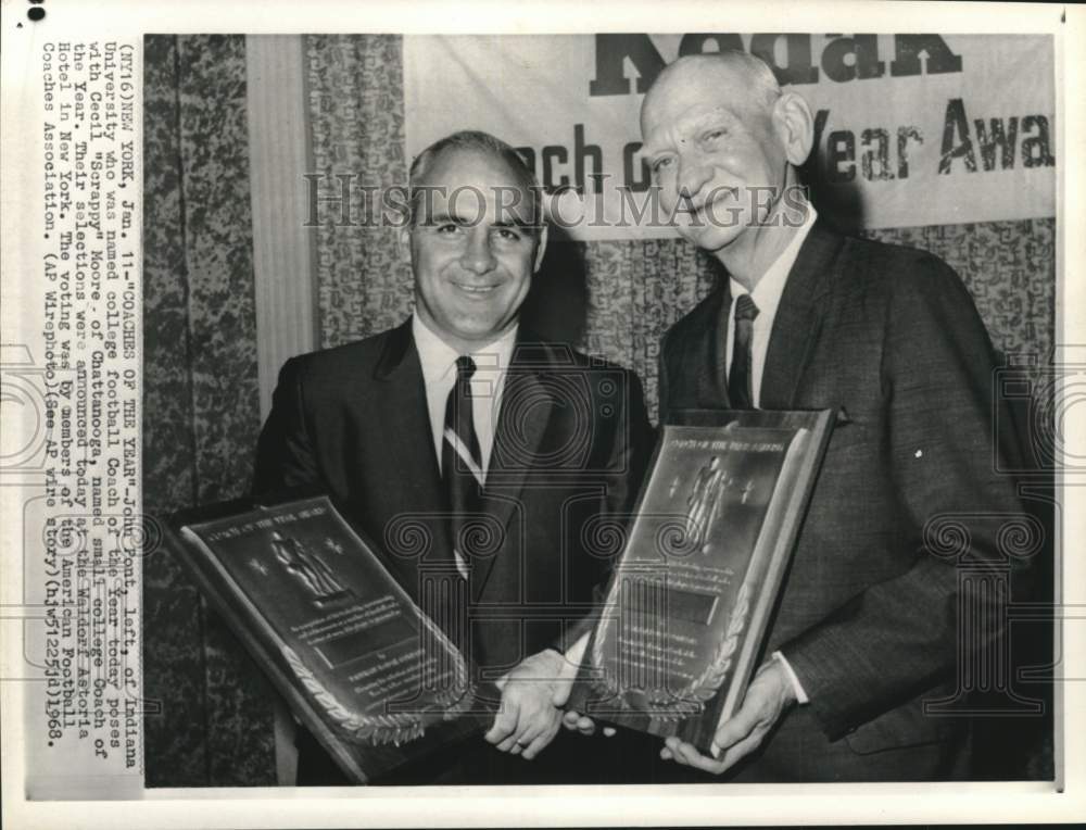 1968 Press Photo John Pont &amp; Cecil Moore, football Coaches of the Year, New York - Historic Images