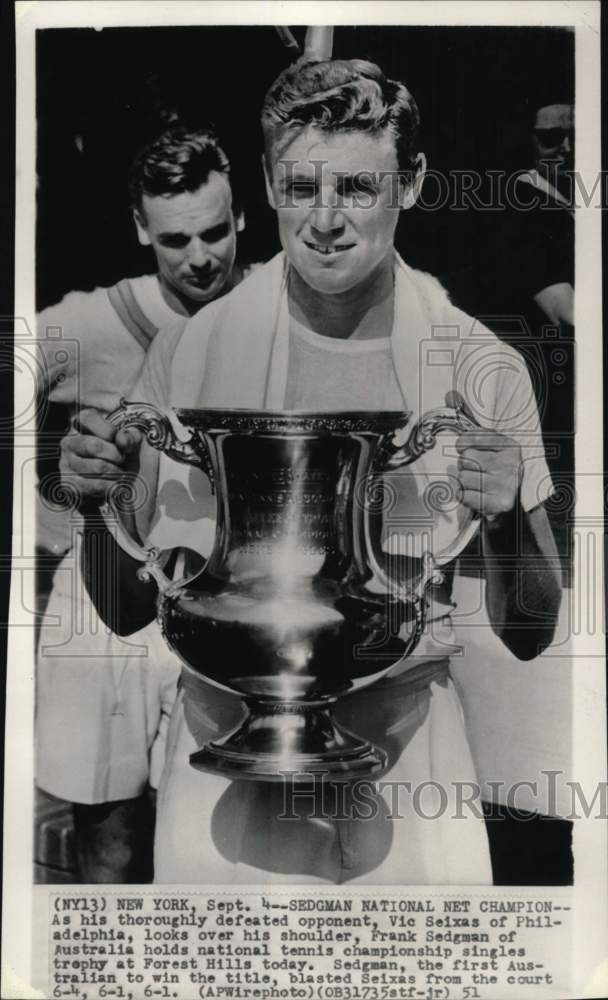 1951 Press Photo Tennis player Frank Sedgman holds champion&#39;s trophy, New York- Historic Images