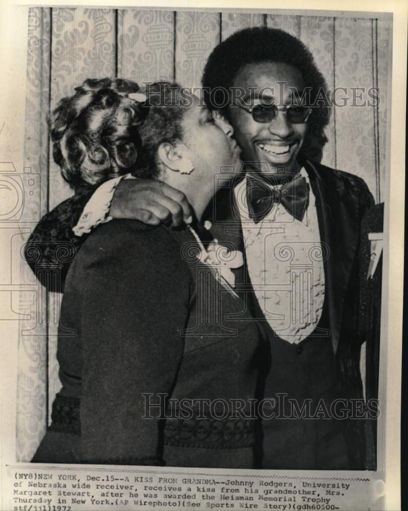 1972 Press Photo Heisman winner Johnny Rodgers & Grandma, Margaret Stewart, NY - Historic Images