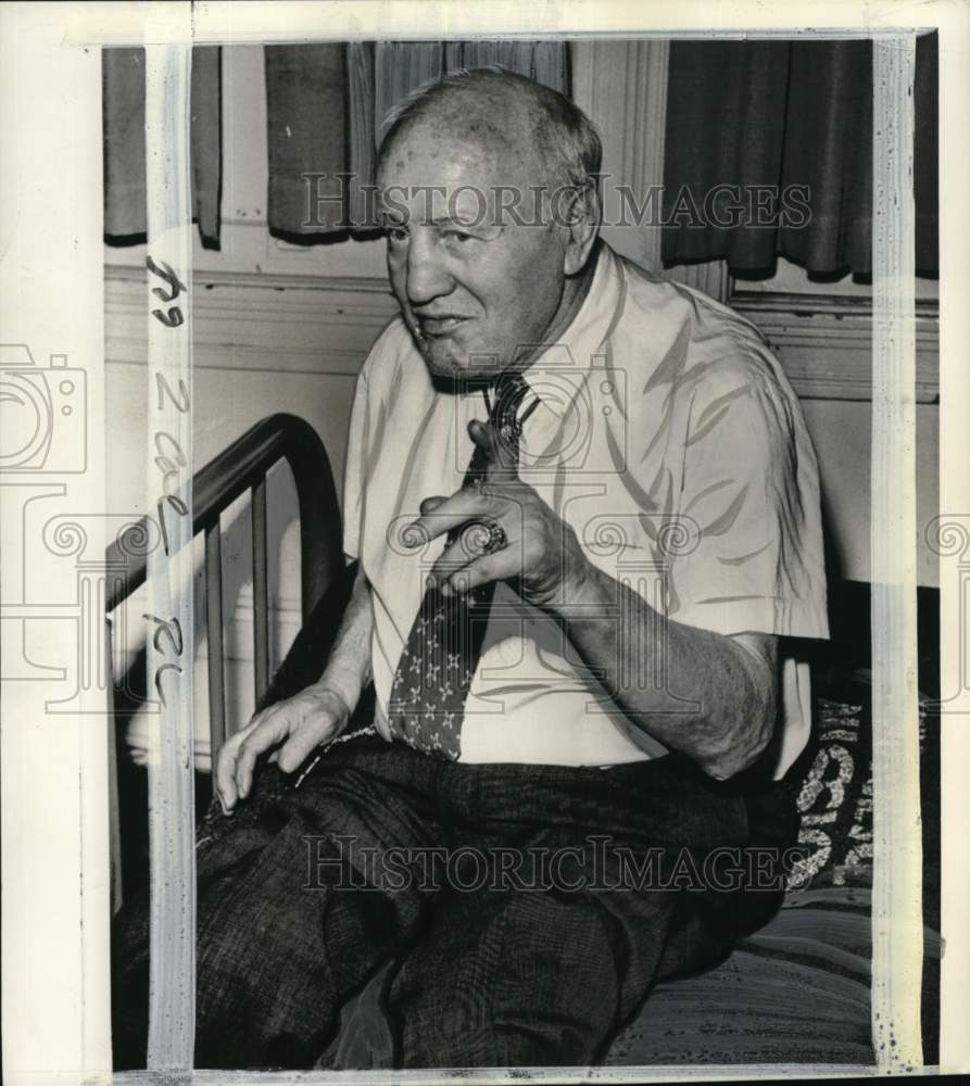 1964 Press Photo Ex-boxing champion Al McCoy - pis03500 - Historic Images