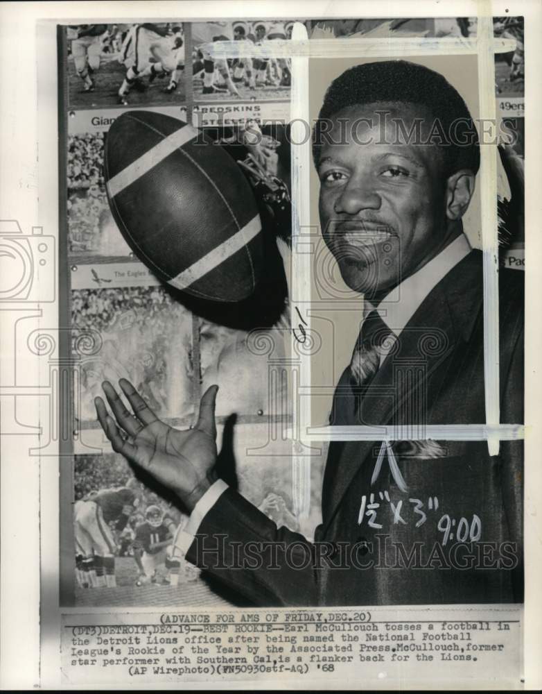 1968 Press Photo Football Rookie of the Year Earl McCullouch, Detroit, Michigan - Historic Images