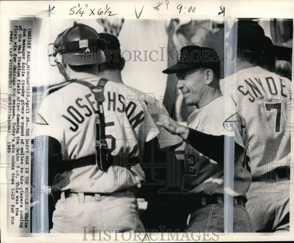 1968 Press Photo White Sox manager Eddie Stanky & players, St. Paul, Minneapolis- Historic Images