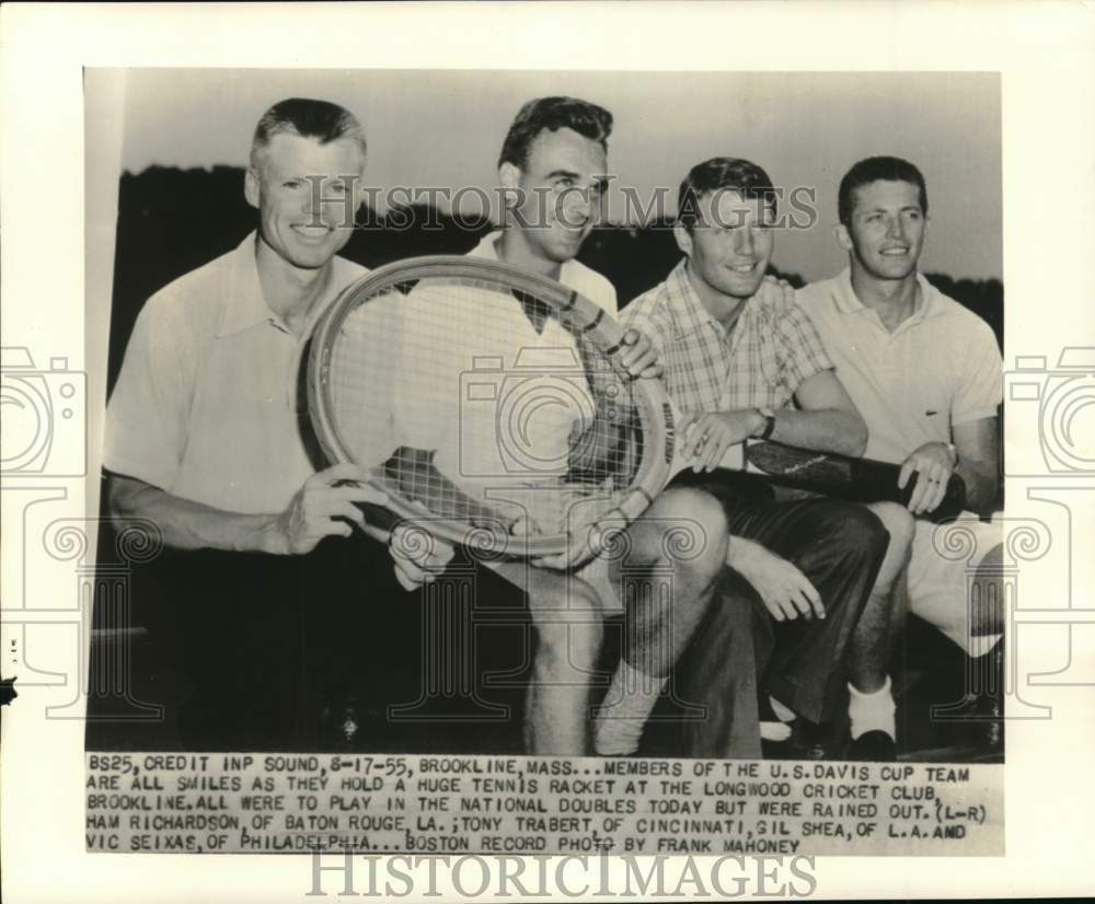 1955 Press Photo Members of the U.S. Davis Cup team, Brookline, Massachusetts- Historic Images