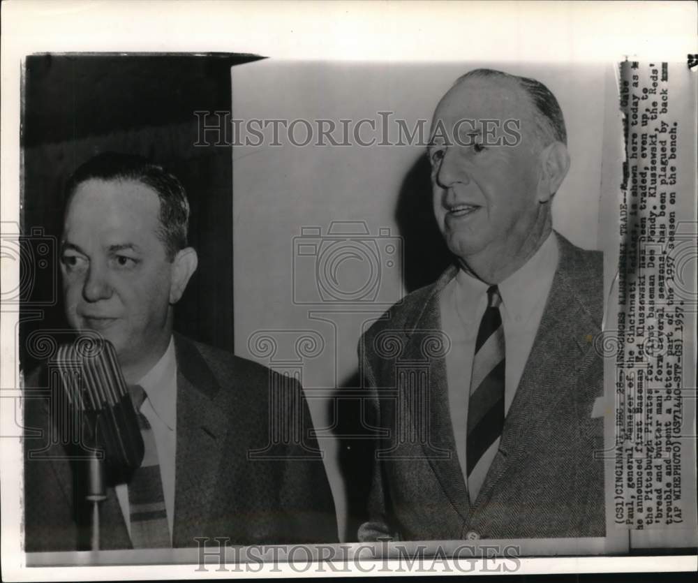 1957 Press Photo Cincinnati Redlegs&#39; manager Gabe Paul &amp; another executive, Ohio - Historic Images