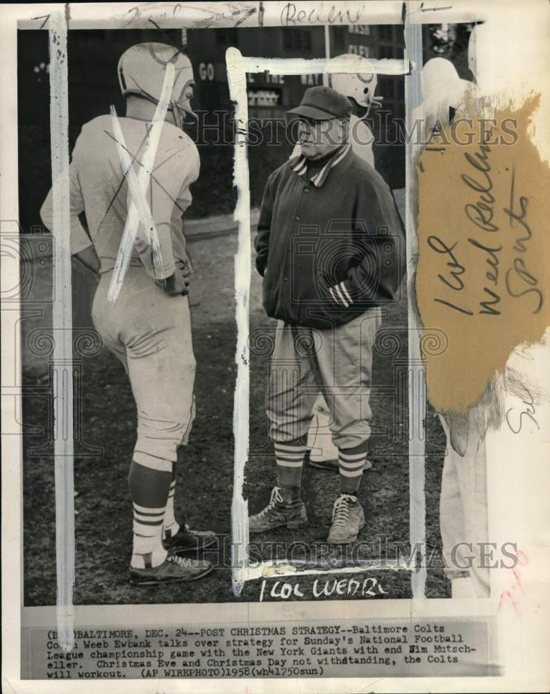 1958 Press Photo Baltimore Colts&#39; coach Weeb Ewbank &amp; Jim Mutscheller, Baltimore- Historic Images