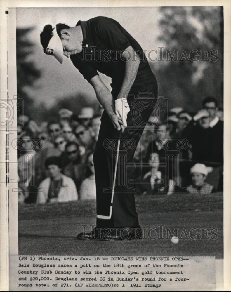 1970 Press Photo Dale Douglas plays in Phoenix Open Golf tournament, Arizona - Historic Images