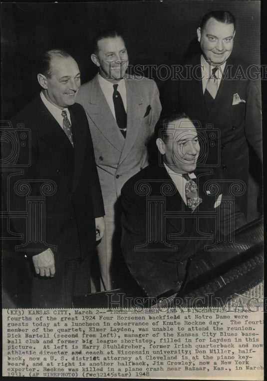 1948 Press Photo Dick Bartell & Notre Dame's former football players, Missouri - Historic Images