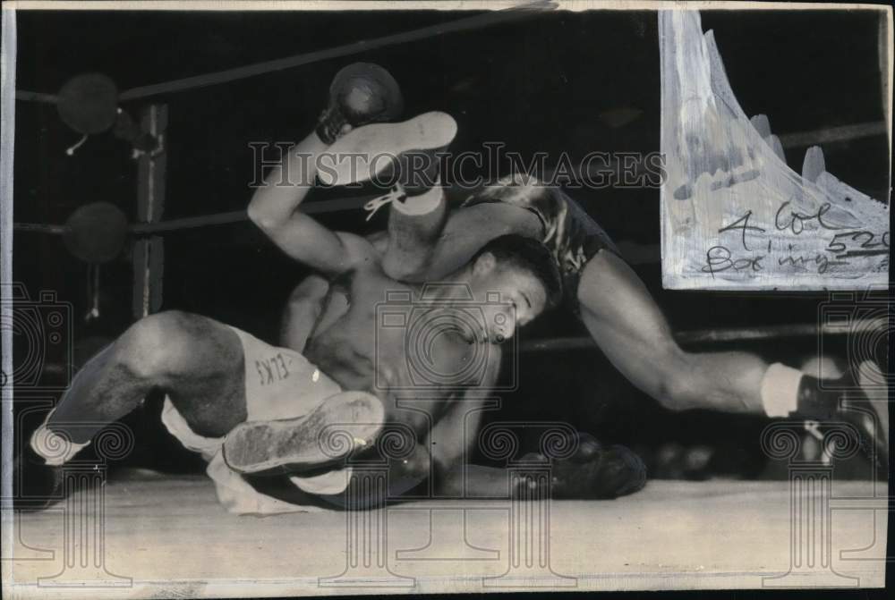 1949 Press Photo Frank McClendon, Herbert Moore, National AAU Boxing tourney, MA- Historic Images